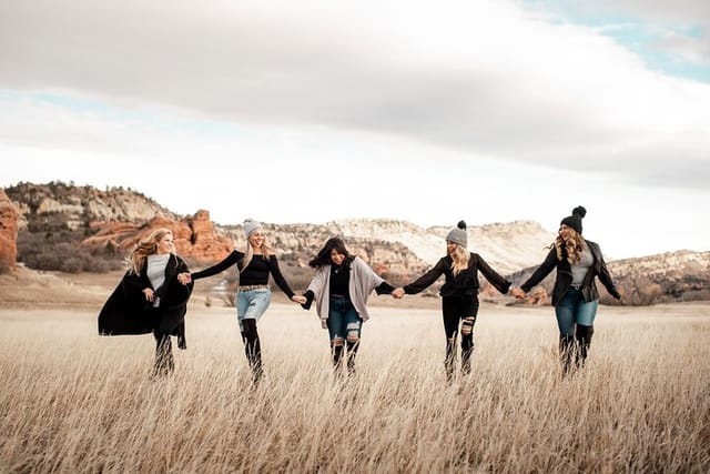 Scenic Photoshoot in Denver's Foothills - Photo 1 of 25